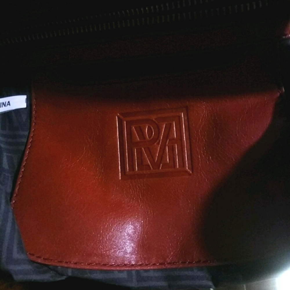 Pour la victoire medium red purse